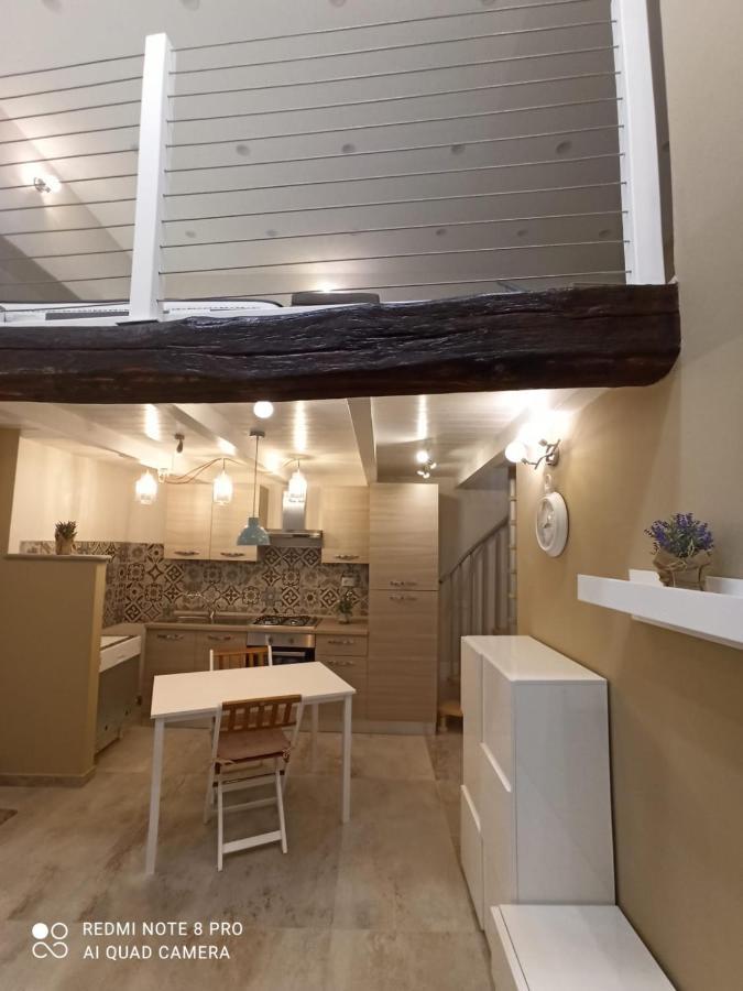Antico-Vicolo Appartamento Viviana Vercelli Exteriör bild
